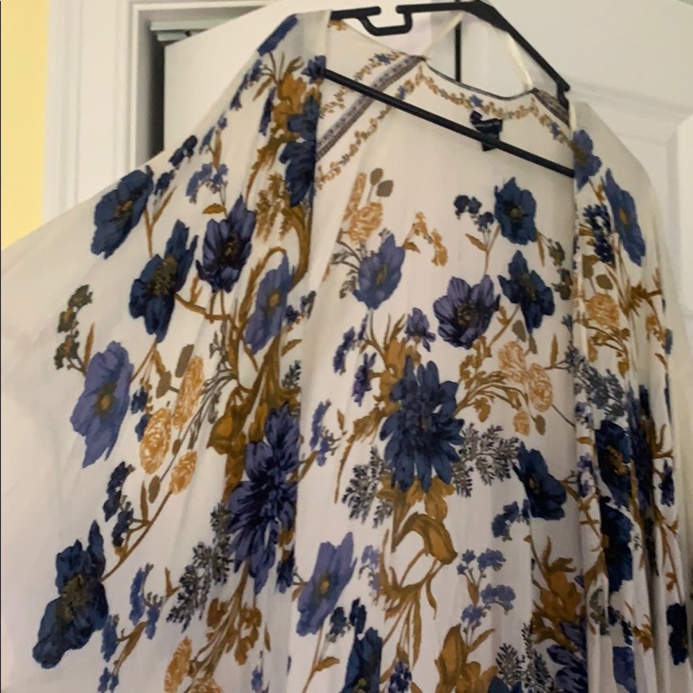 American Eagle long cover up